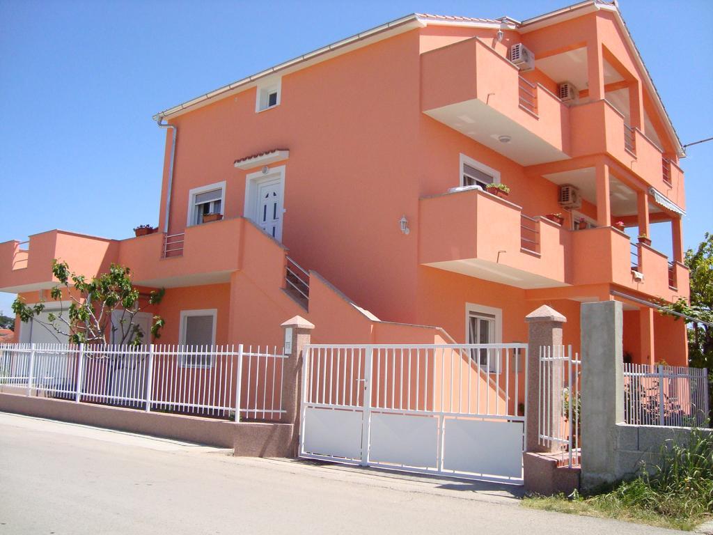 Niko Apartment Zára Kültér fotó